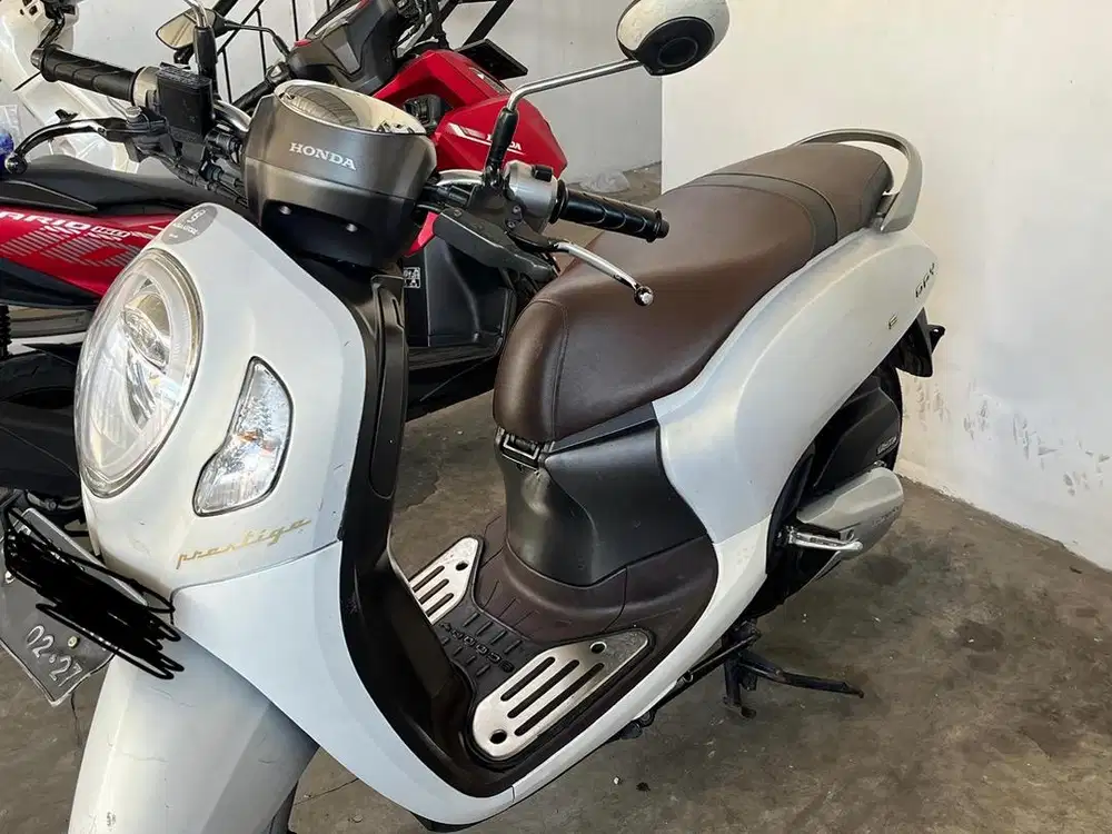 SCOOPY PRESTIGE 2022