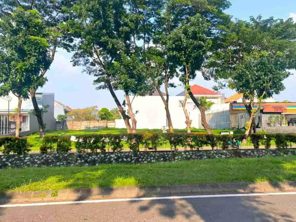 DIJUAL/SEWAKAN LAHAN KOMERSIL 32X35 JALAN RAYA UTAMA KEMBAR CITRALAND SURABAYA*