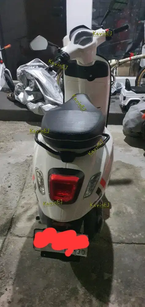 PIAGGIO VESPA SPRINTS S INNOCENT WHITE PUTIH NIK 2025