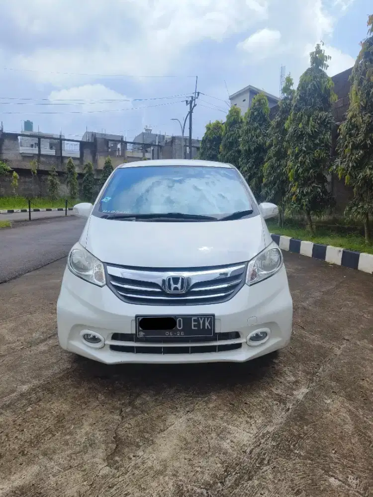 honda freed 2013 PSD putih AC super dingin