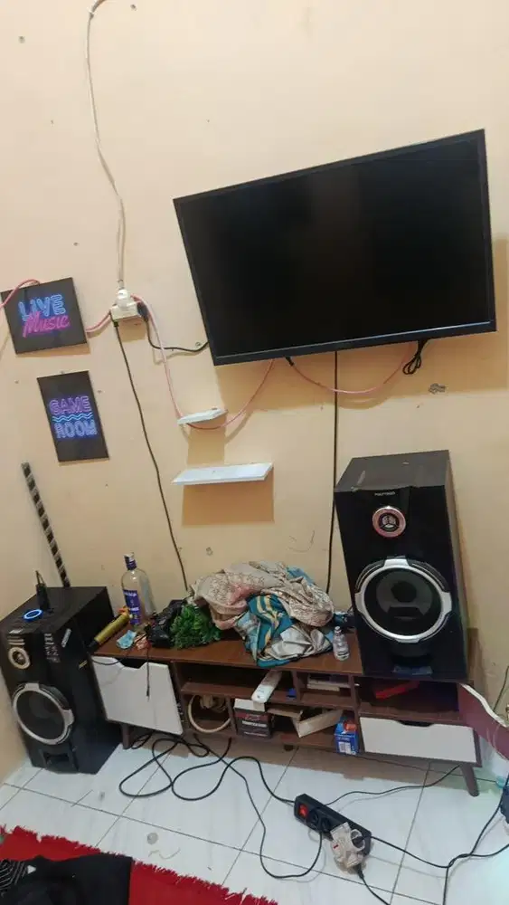 TV animex 32inc & speker polytron