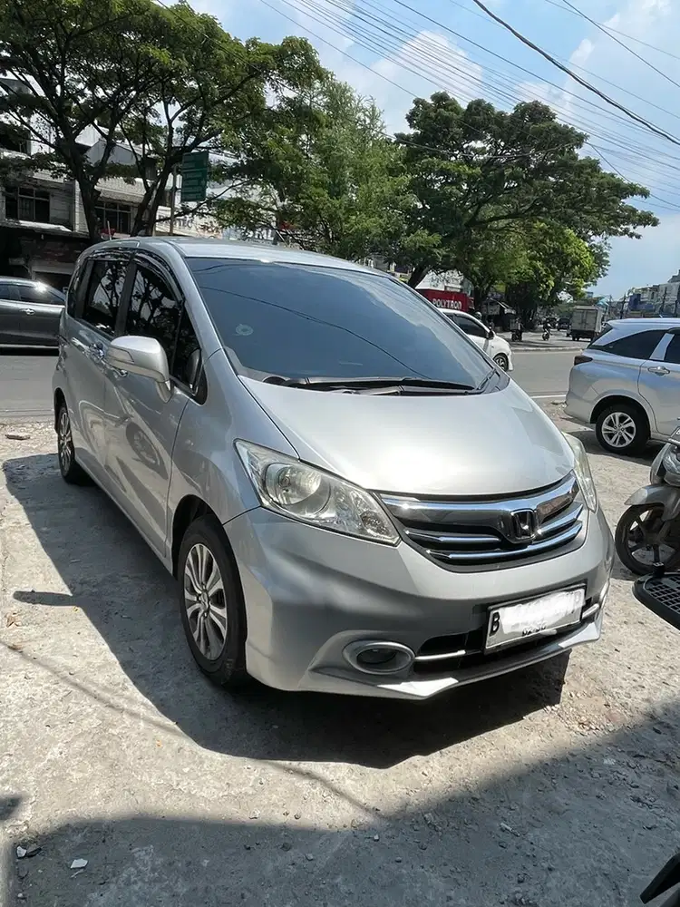 Honda Freed 2014 Bensin