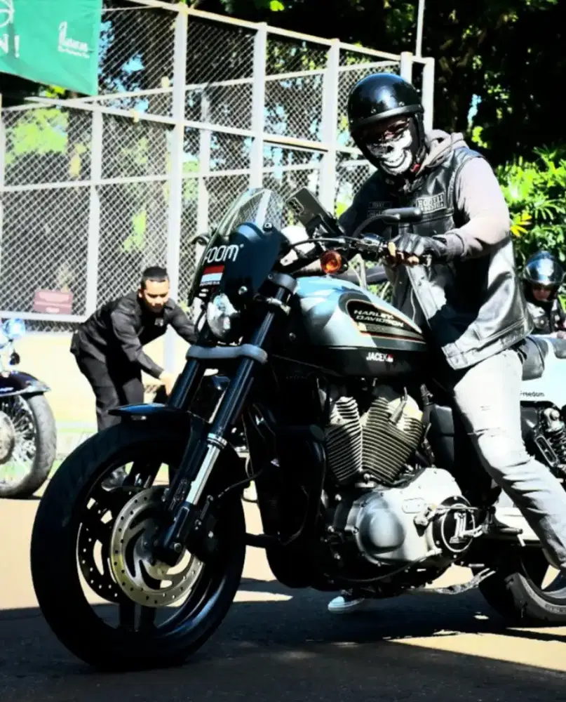 XR 1200 2010 Full Paper