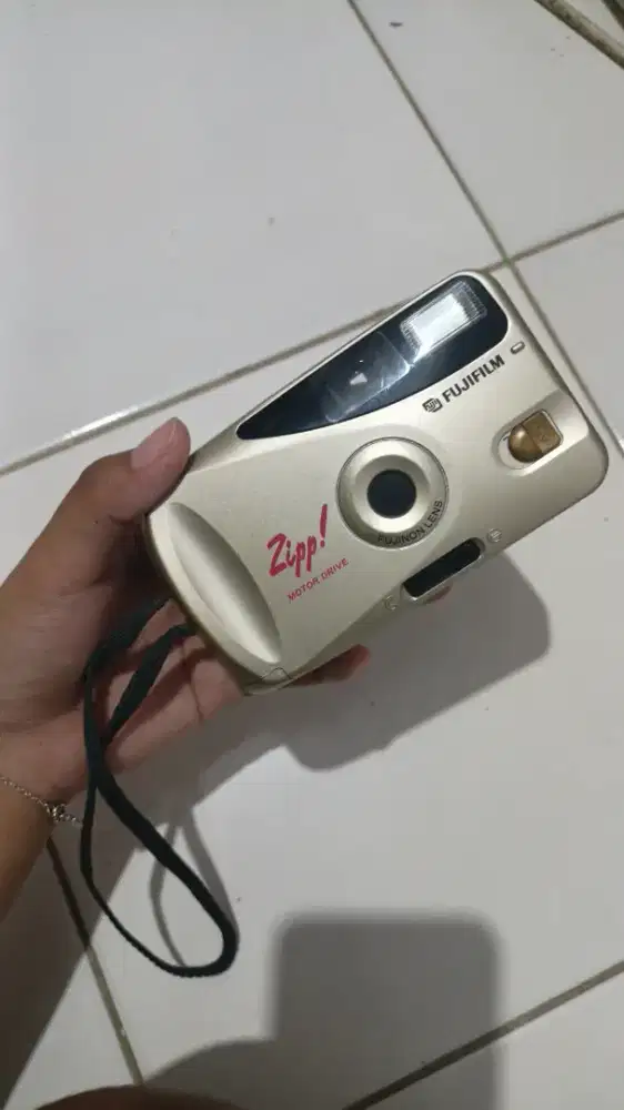 Kamera analog FUJIFILM ZIPP