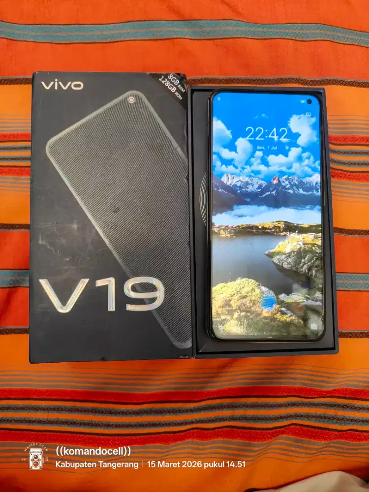 Vivo V19 ram8/per128gb