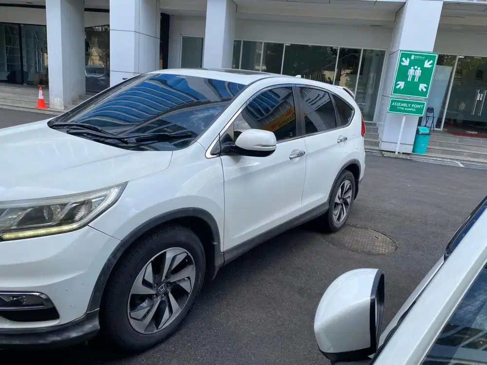 Honda CR-V 2015 Bensin