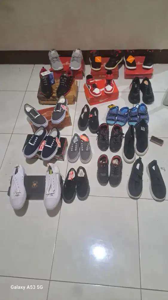 DIJUAL SEPATU BARU STOK GUDANG