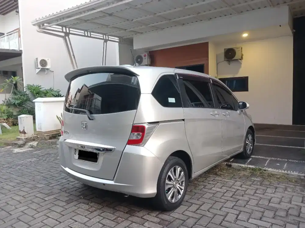 Honda Freed PSD Tahun 2014/15 Edisi Terakhir Full Orisinil Cat