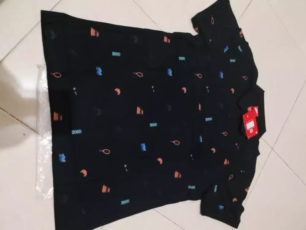 Kaos Kerah Nike Original Size XL kecil (LD 105, setara M)