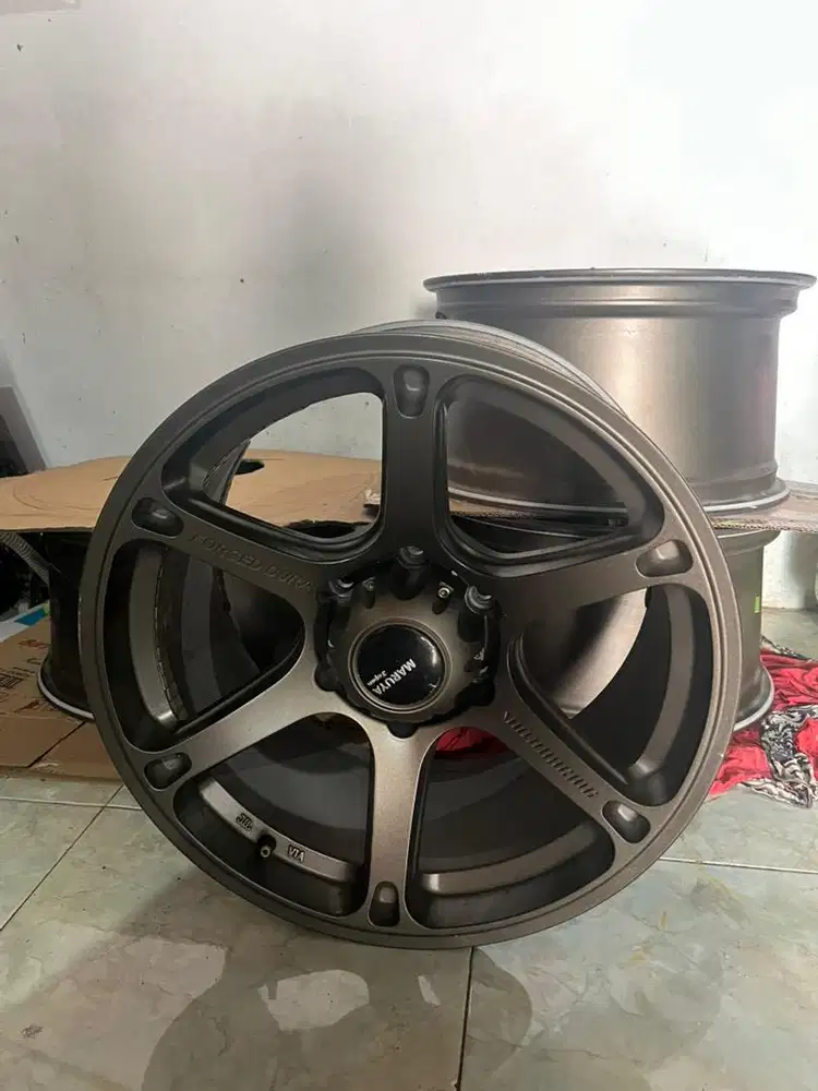 Velg for fortuner/pajero