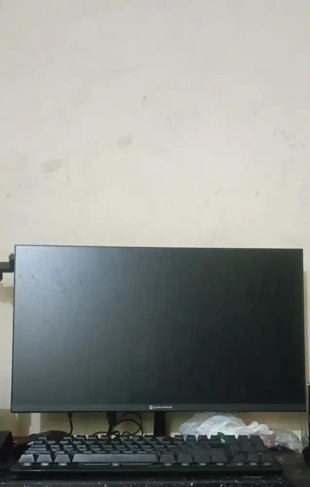 CUBE GAMING 21.45 CG22B0W FHD Frameless Design