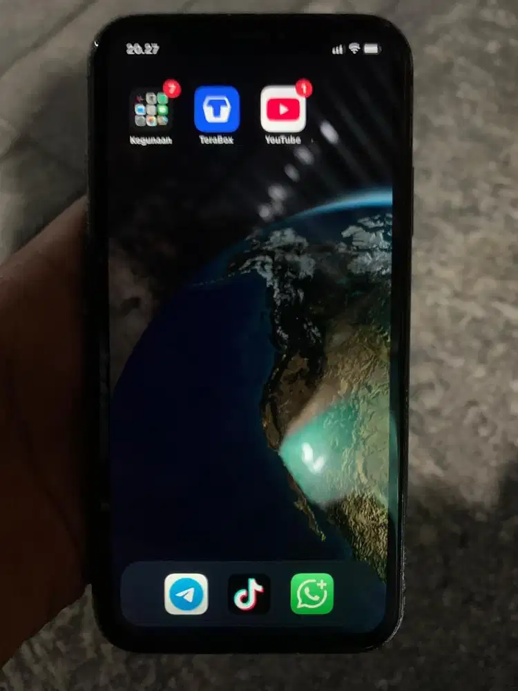 iPhone XR 64GB FOR SALE