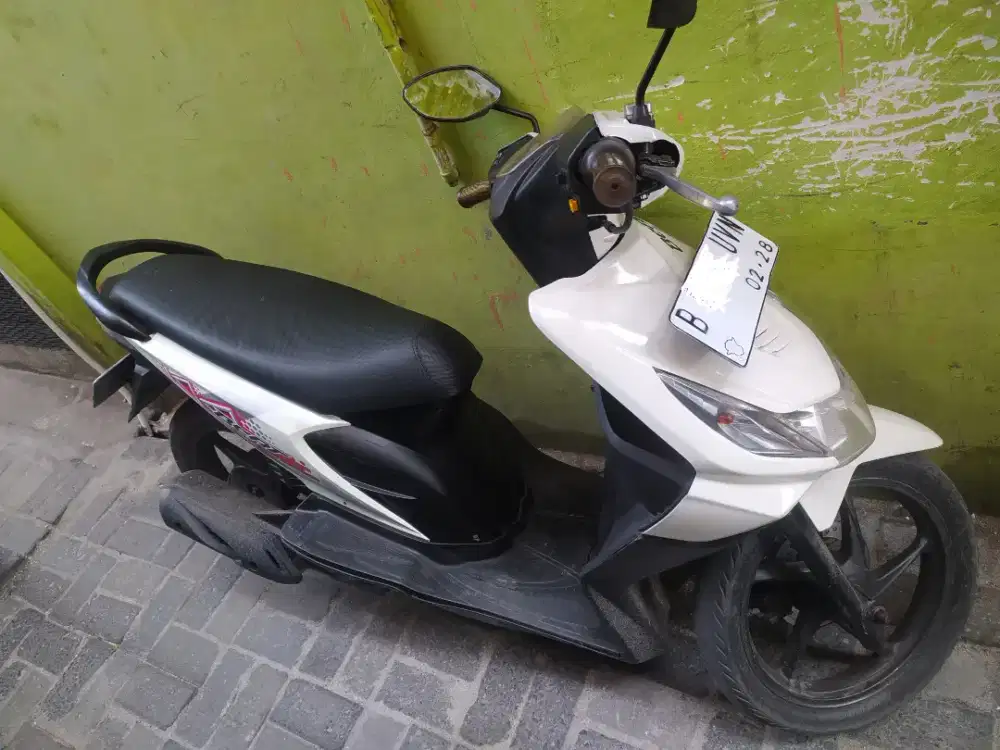 Dijual Motor Beat thn 2012 Lengkap