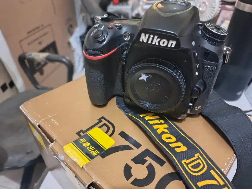 Nikon D750 body only