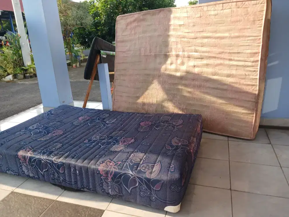 Dj ecer Springbed sorong bekas kost set atas bawah