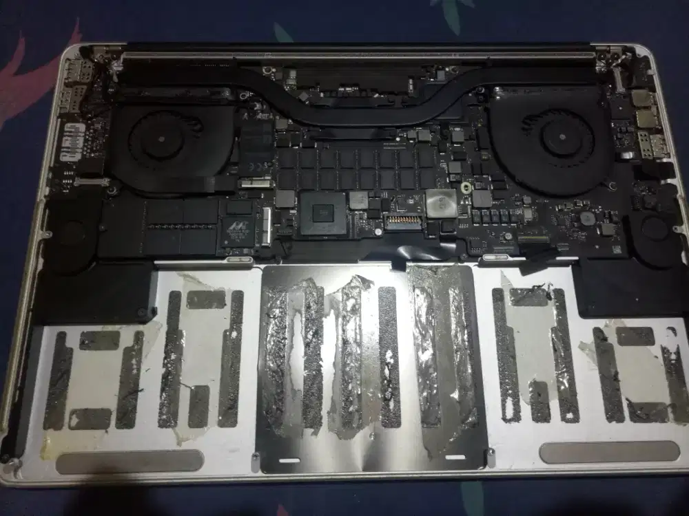 Logicboard macbook pro 2013 15 inch