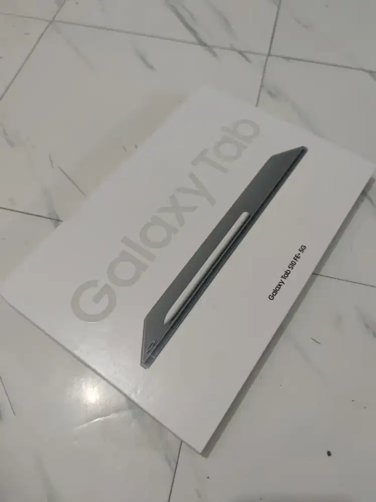 Samsung tab s10 fe plus normal