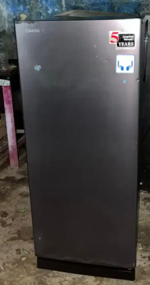 kulkas merek Thosiba