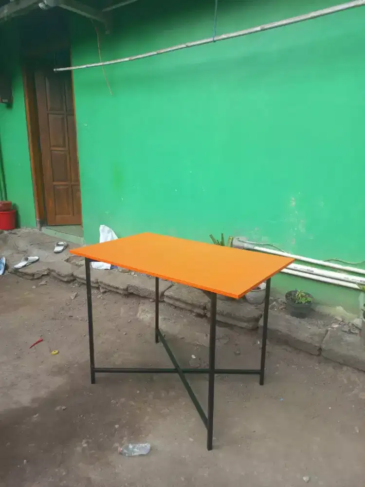 Meja lipat warna multyi fungsi bisa cod