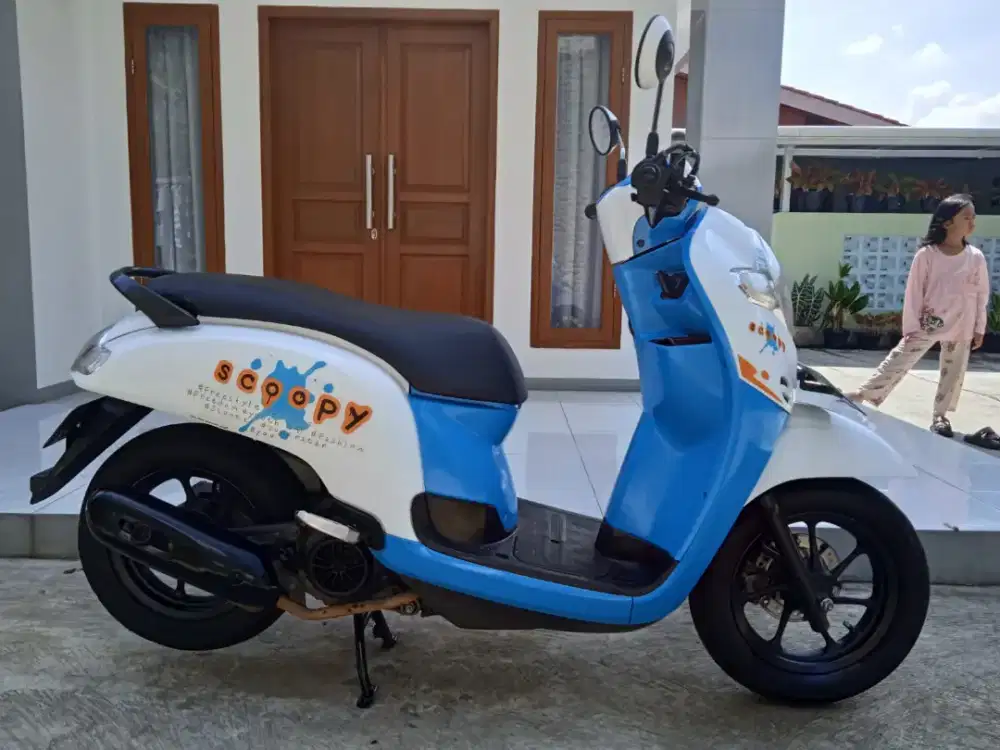 Honda scoopy thn 2017