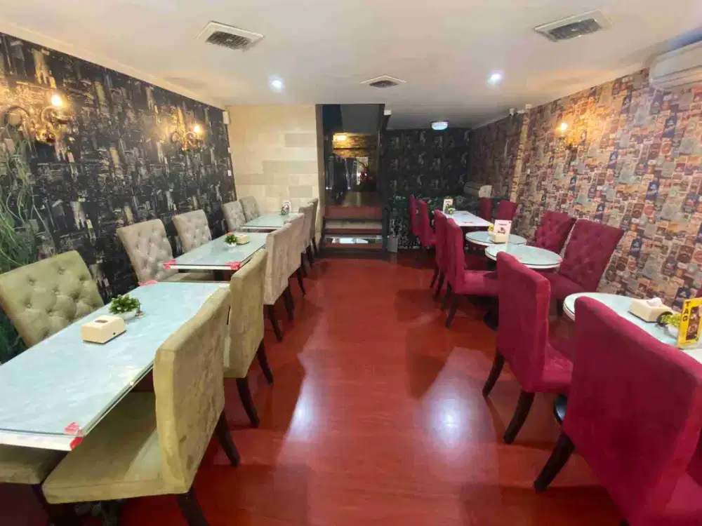 DIJUAL RUKO KENSINGTON SEMI FURNISH KELAPA GADING JAKARTA UTARA.