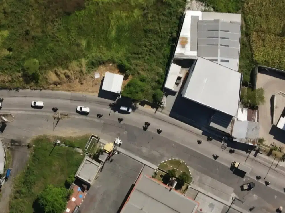 DIJUAL TANAH RANDEGANSARI DRIYOREJO NOL JALAN RAYA