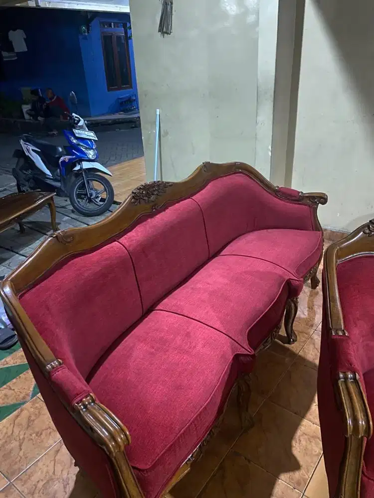 Servic sofa,bergaransi :)