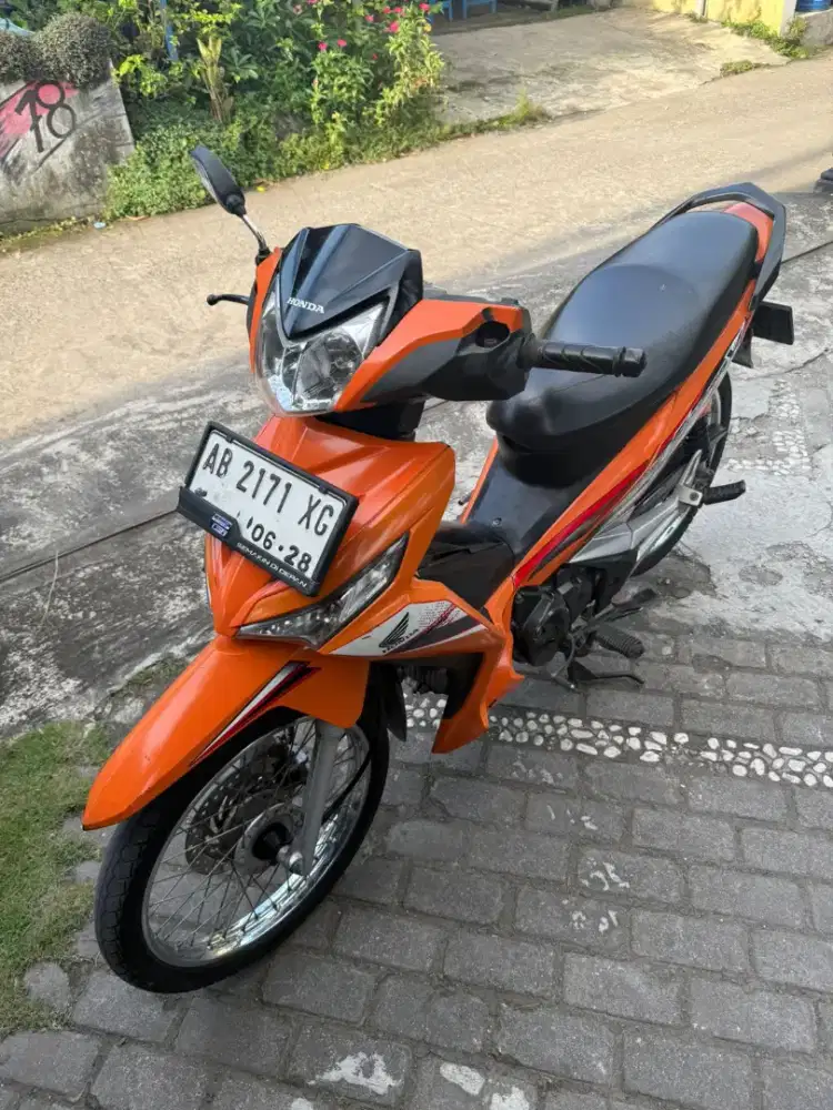 Supra 125 THN 2018 plat AB Bantul ,asli warna orange