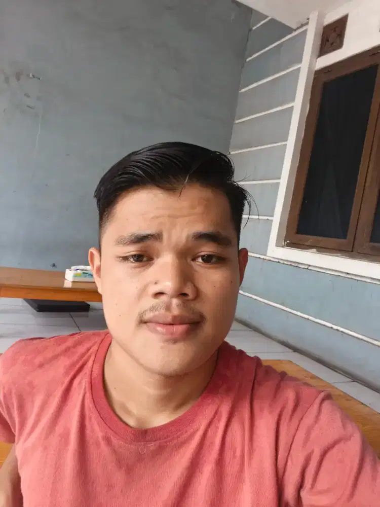 Barangkali ada Info loker nya buk pak