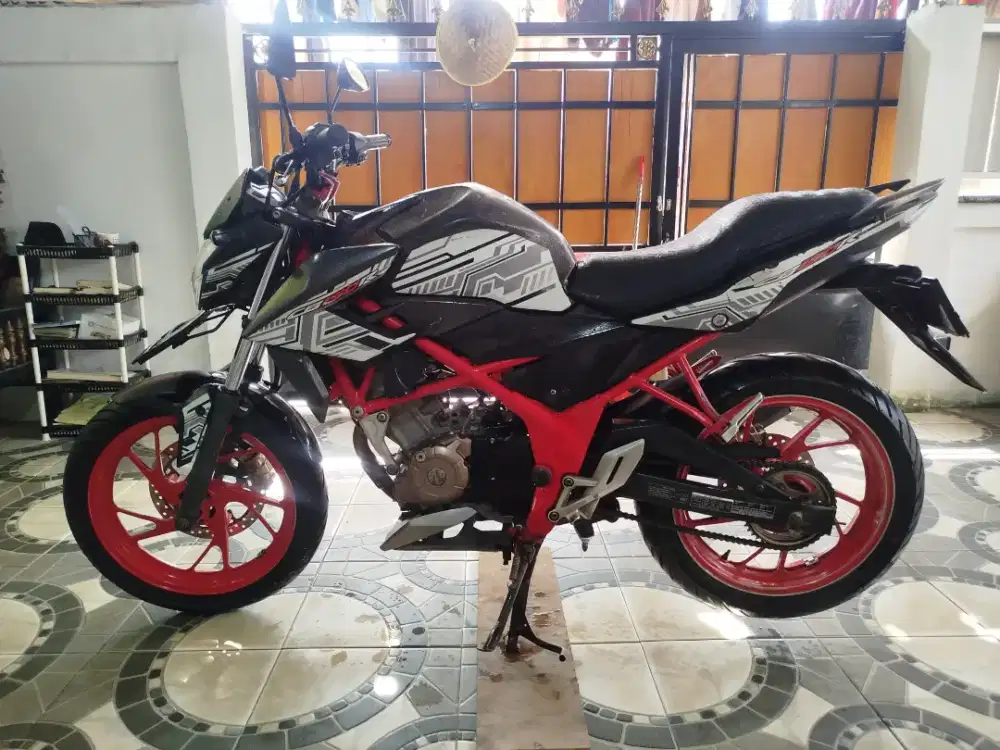 Di jual CB 150R surat lengkap, kondisi terawat