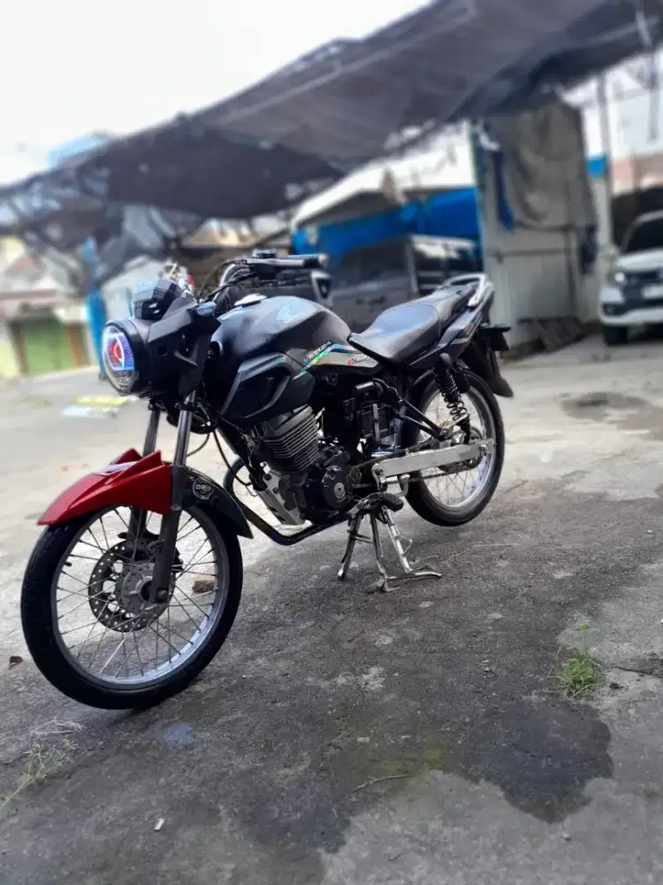 Jual motor cb verza tahun 2018