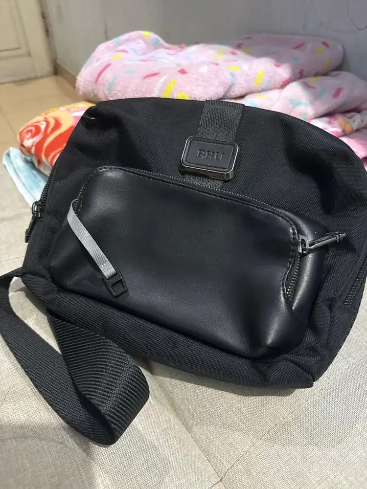 Tumi alpha lewis preloved
