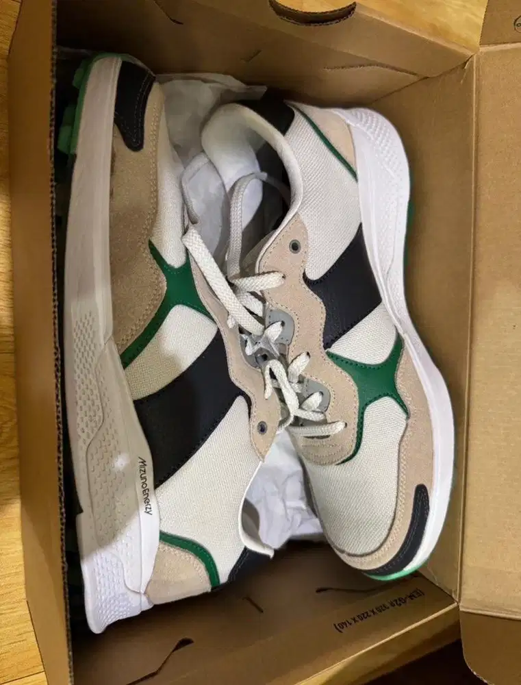 Sepatu Golf Mizuno Street Size 42.5