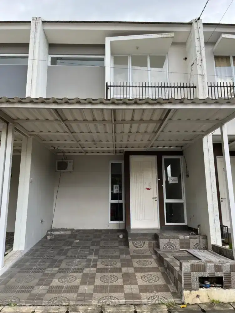 Jual rumah 2 lantai magnolia residance gajah tunggal jatake