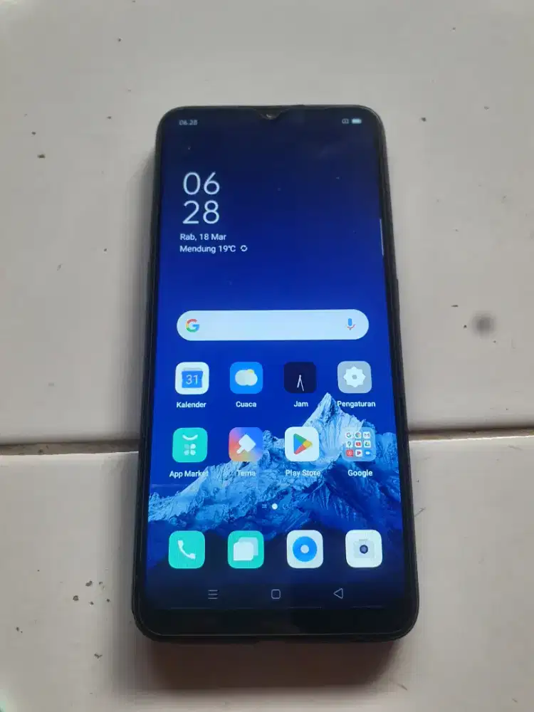 Mau dijual aja oppo A5 2020 ram 3 internal 64 gb batangan