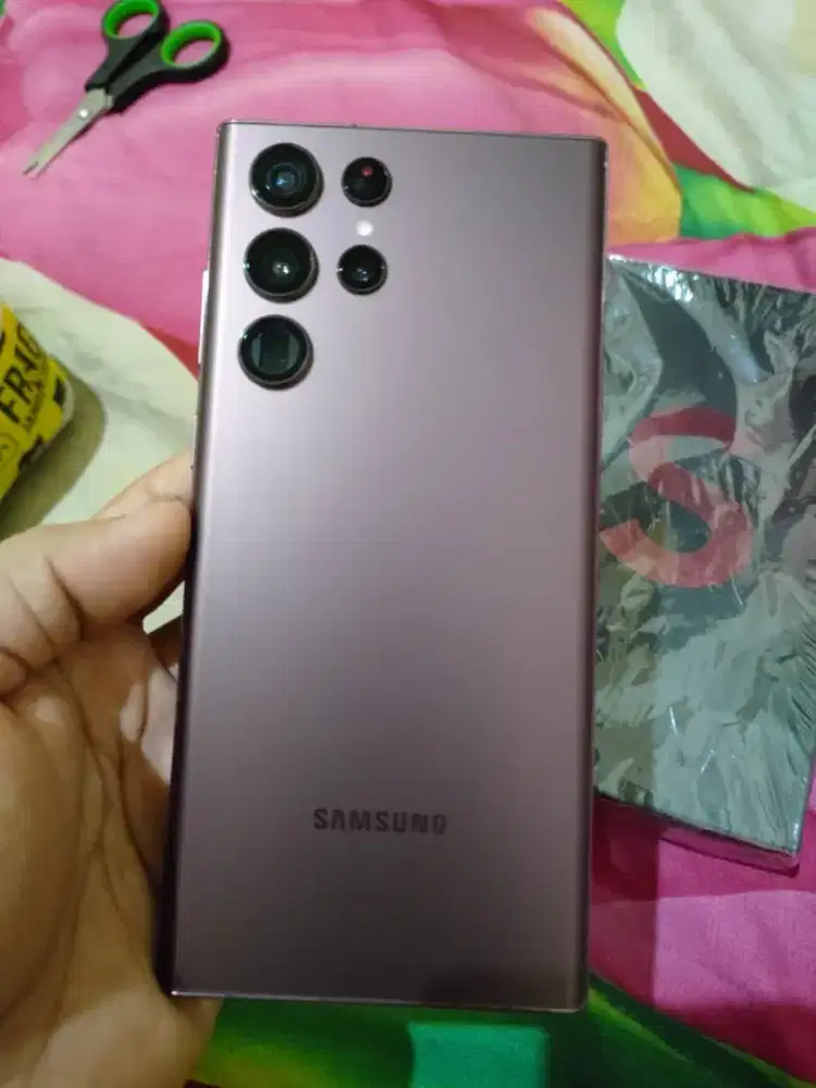 Samsung S22 Ultra 5G 12/256 SEIN