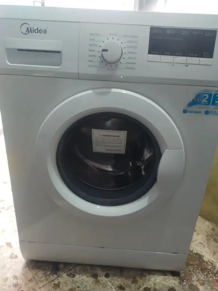 Mesin cuci Midea