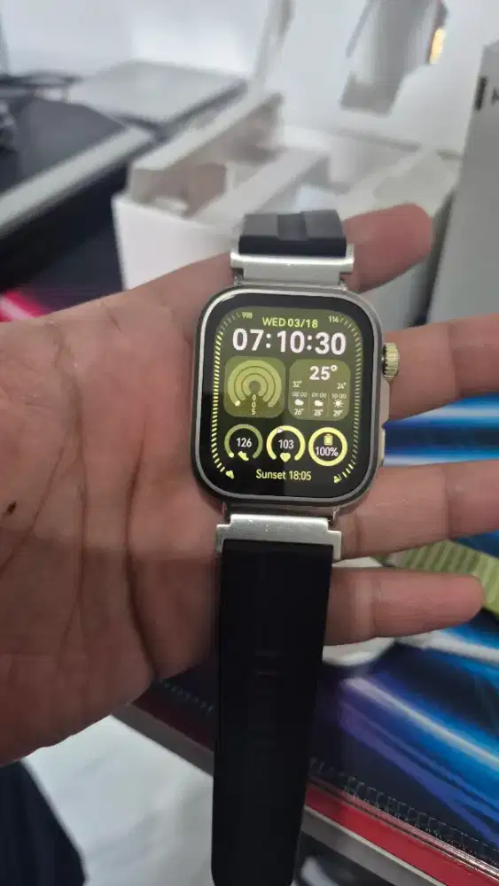 Smart watch Huawei FIT 4 Pro like new garansi aktif