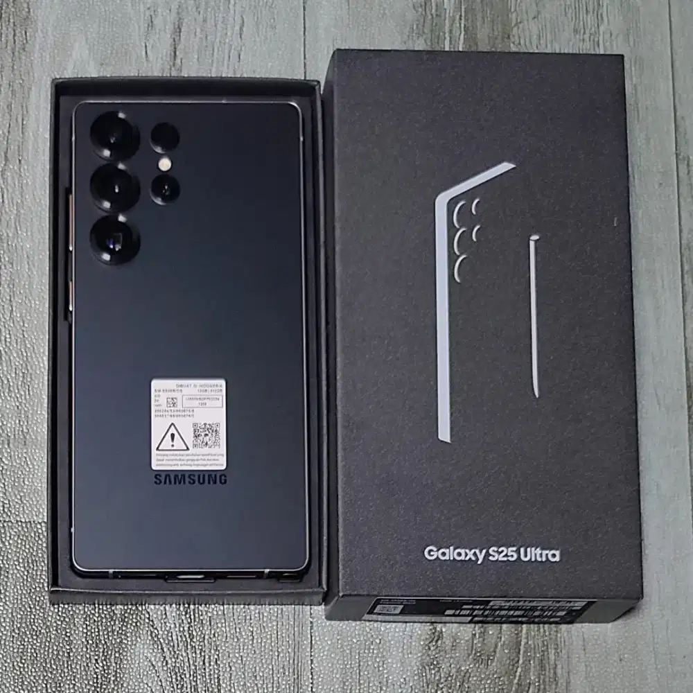 Samsung S25 Ultra 5G 12/512 Garansi On Istimewa