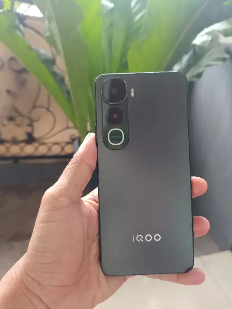 IQoo z10 lite ram 8+8/128 nfc