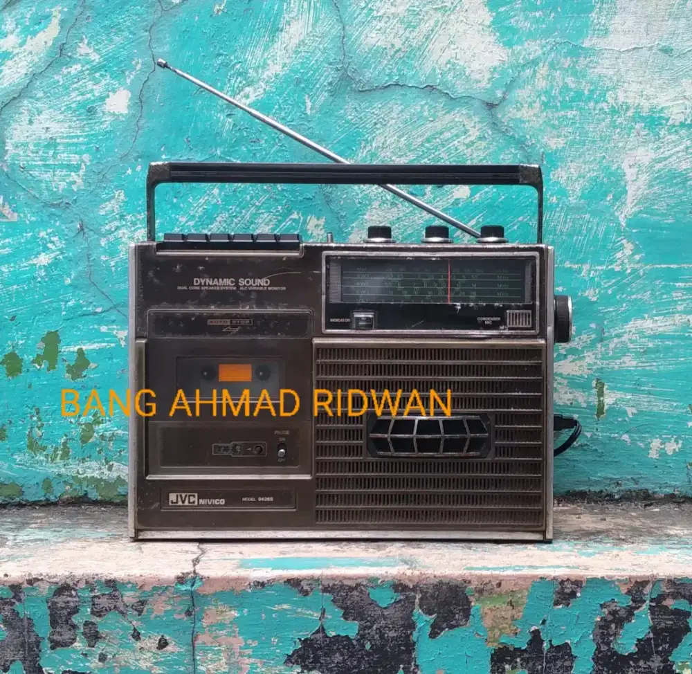 JVC tape kaset pita radio MW AM SW antik jadul kuno tua klasik