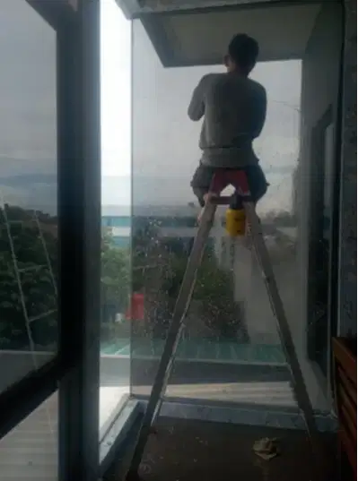 KACA FILM RIBEN HITAM GELAP PEREDAM PANAS PENOLAKAN PANAS