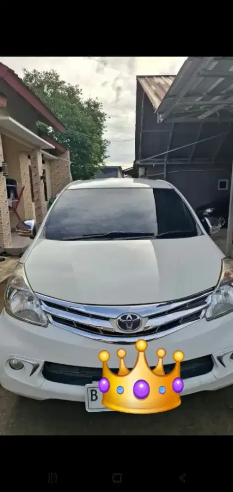 Dijual Avanza 2013 Automatik putih