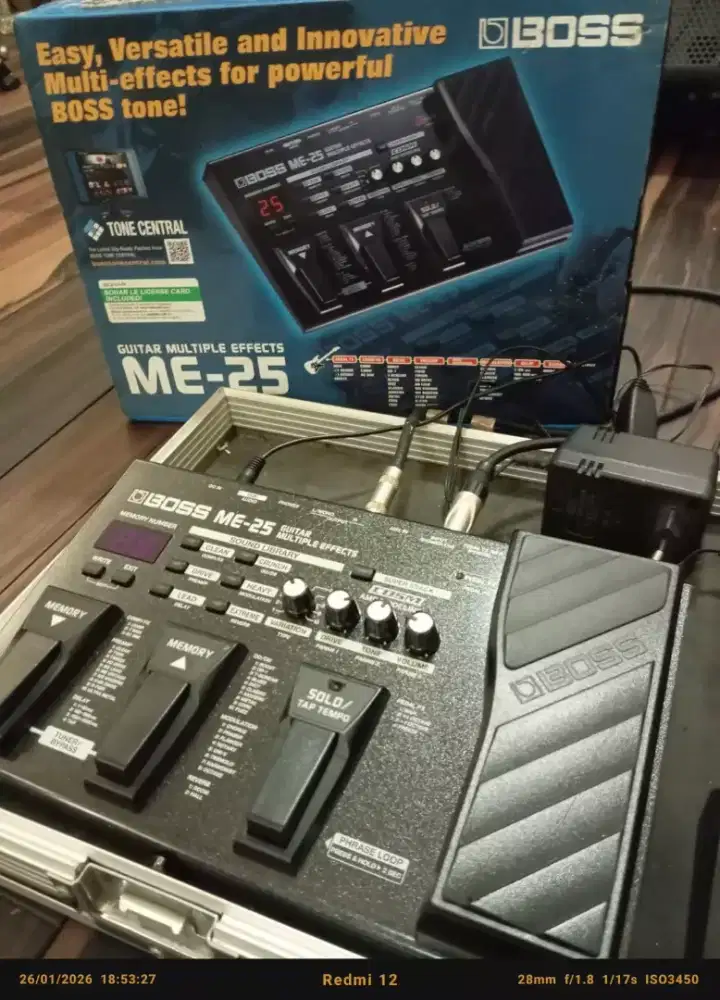 Efek gitar ME25 like newww