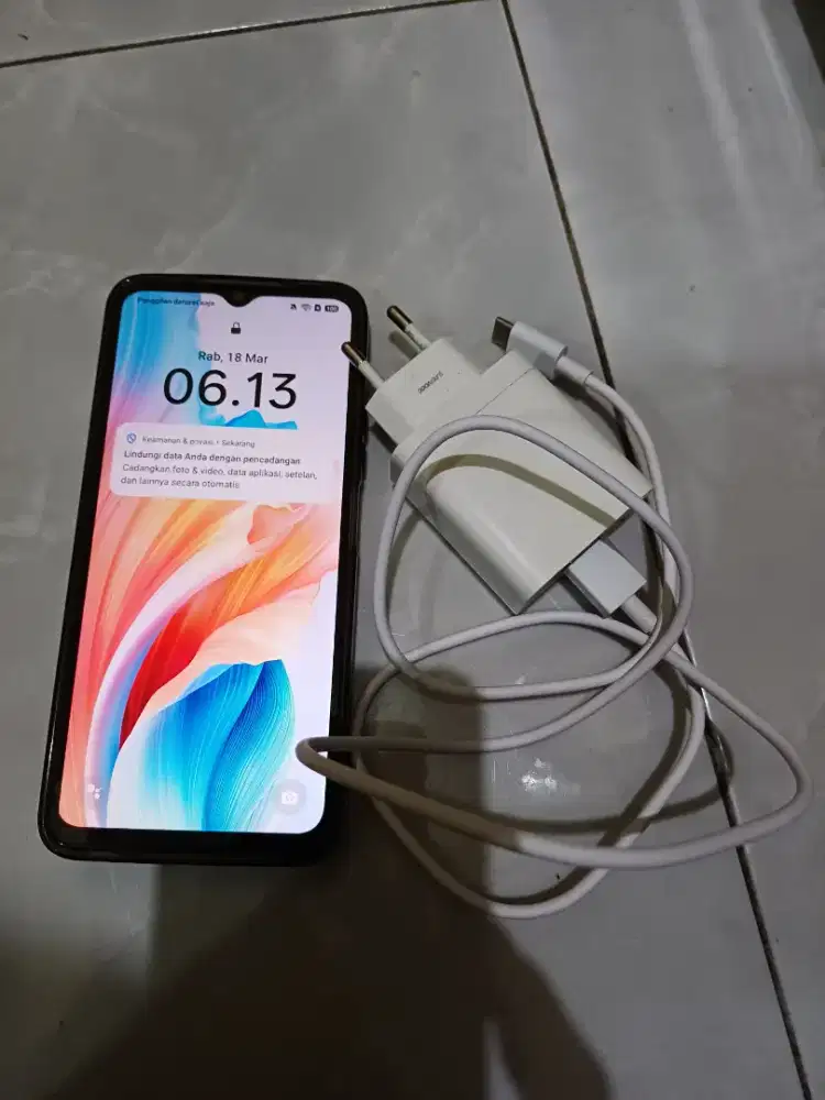 Oppo A38 6 /128 warna Emas
