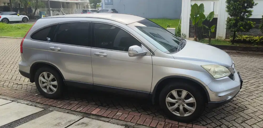 Honda CR-V 2010 Bensin