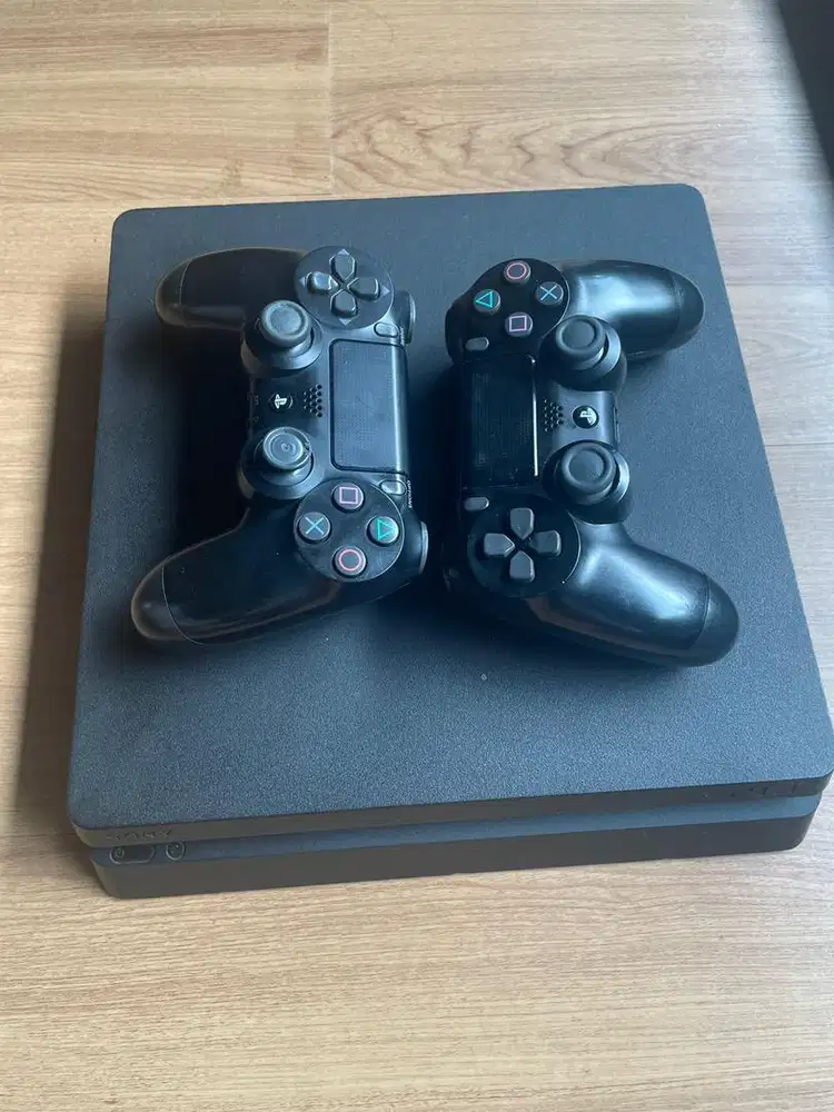 PS4 Slim 1TB Ori Fullset + Stik Ori Mulus Siap Pakai