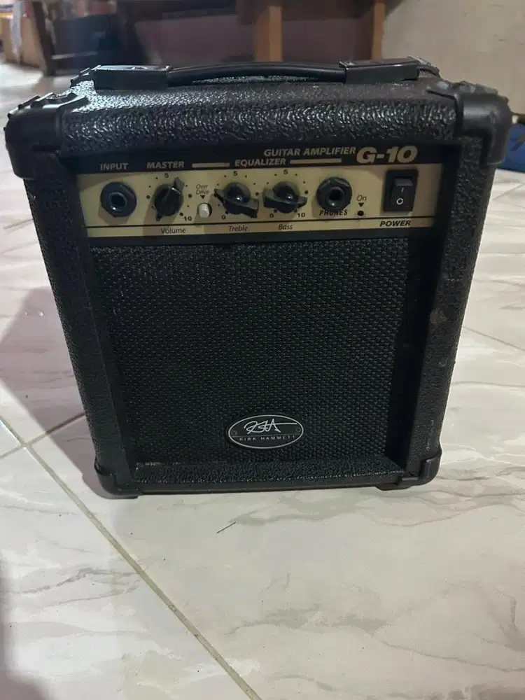 Ampli kirk hammett g-10