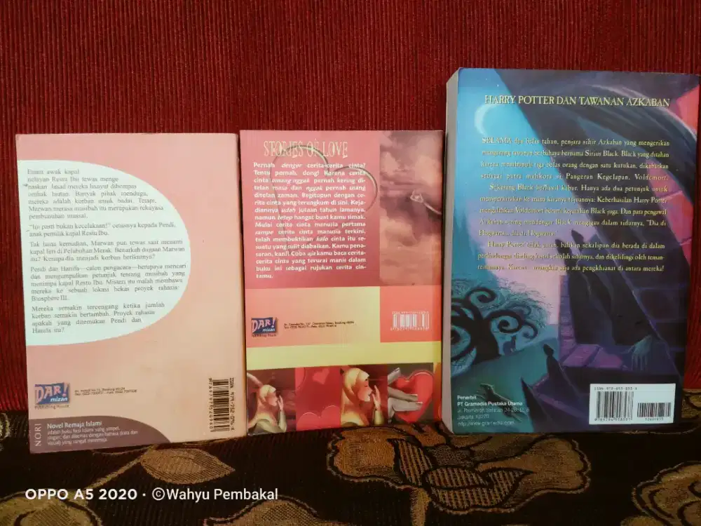 jual beborong 18buah buku