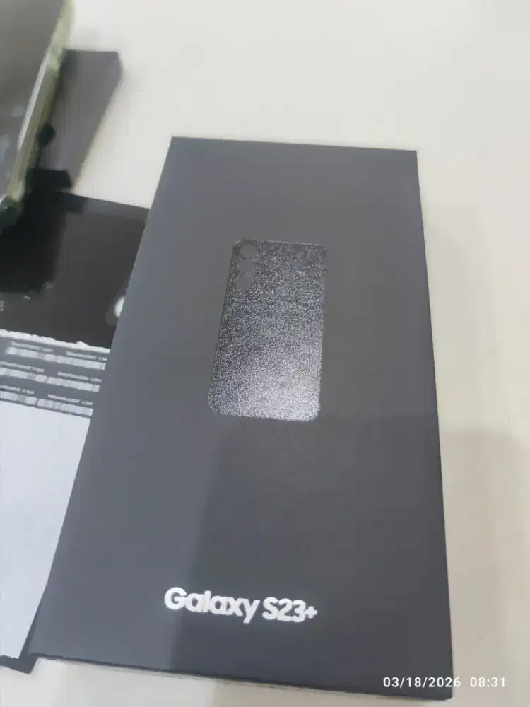 Jual Samsung S 23+ ex pemakaian pribadi dari baru